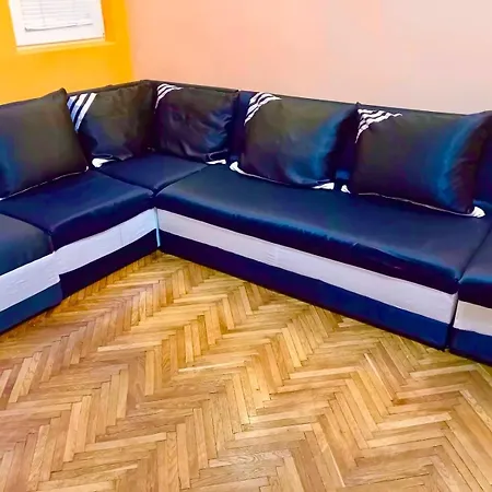 Appartement Luxury Jacuzzi Near Arena Nationala And Mega Mall Boekarest