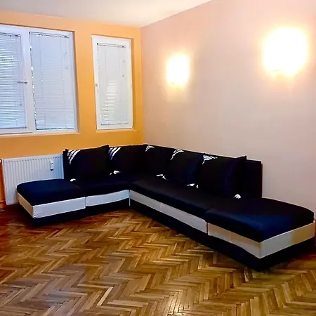 Appartement Luxury Jacuzzi Near Arena Nationala And Mega Mall Boekarest
