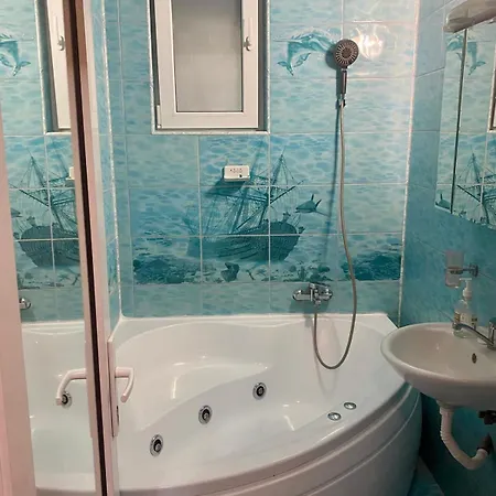 Luxury Jacuzzi Near Arena Nationala And Mega Mall *